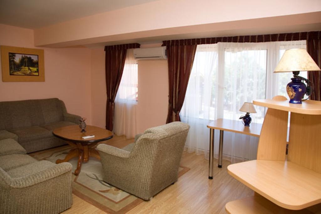 Hotel Uni Palas II 카바다르시 객실 사진